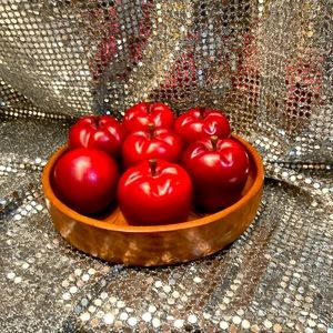 Apple decorative fruit basket ideal all year long